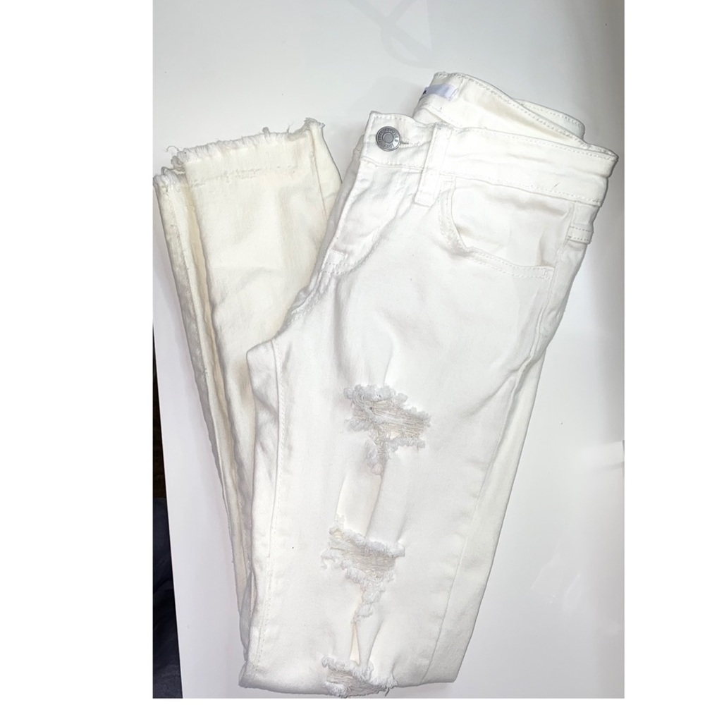 Low waist White skinny  ripped jeans